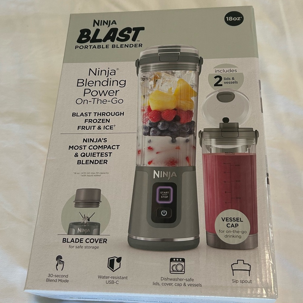 Ninja Blast Portable Blender - Gray and Red